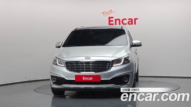 Kia Canival 2015 — photo 3