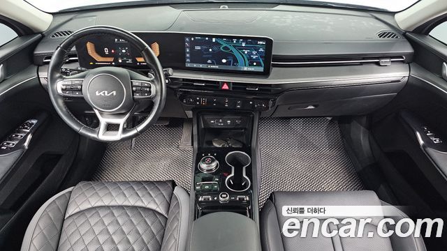 Kia K5 2025 — photo 10