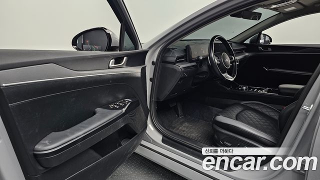 Kia K5 2025 — photo 13