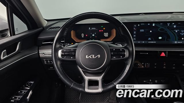 Kia K5 2025 — photo 19