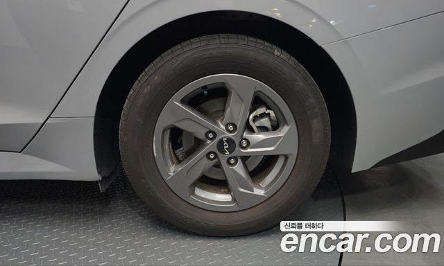 Kia K5 2025 — photo 7