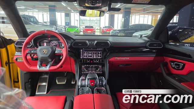 Lamborghini Urus 2022 — photo 7