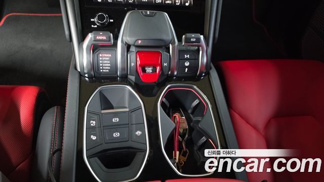 Lamborghini Urus 2022 — photo 9
