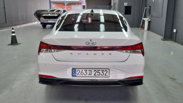 Hyundai AVANTE 2021 — photo 4
