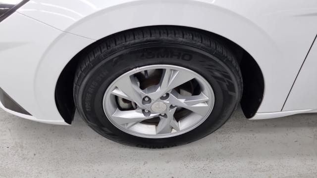Hyundai AVANTE 2021 — photo 5