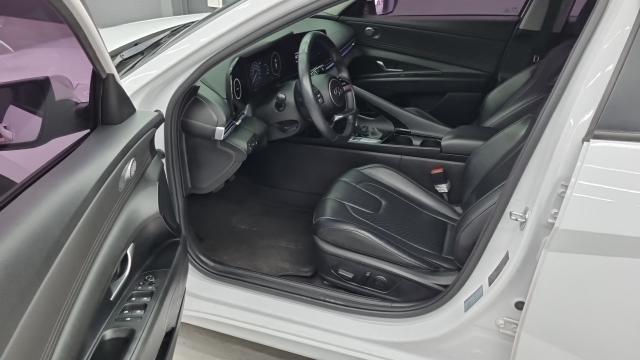 Hyundai AVANTE 2021 — photo 10