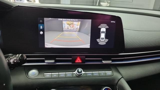 Hyundai AVANTE 2021 — photo 15