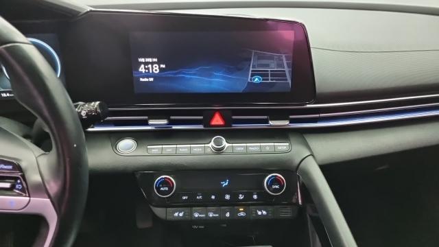 Hyundai AVANTE 2021 — photo 16