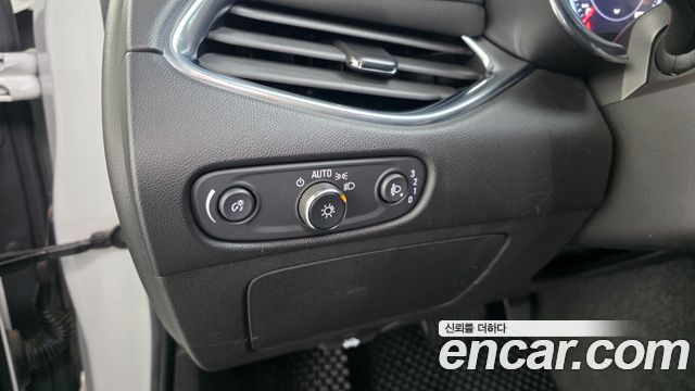 Chevrolet Korea Malibu 2021 — photo 23