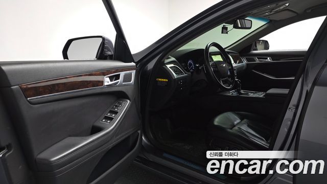 Hyundai Genesis 2016 — photo 13