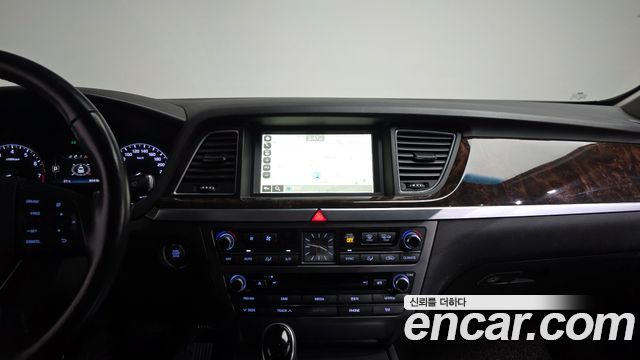Hyundai Genesis 2016 — photo 20