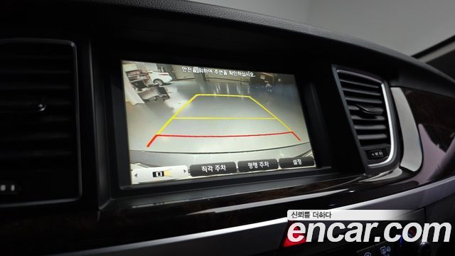 Hyundai Genesis 2016 — photo 22