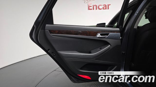 Hyundai Genesis 2016 — photo 15