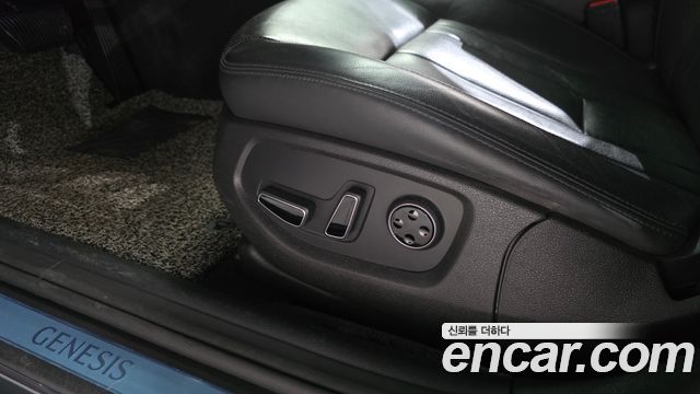 Hyundai Genesis 2016 — photo 32