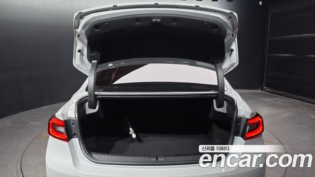 Renault Korea SM6 2019 — photo 26