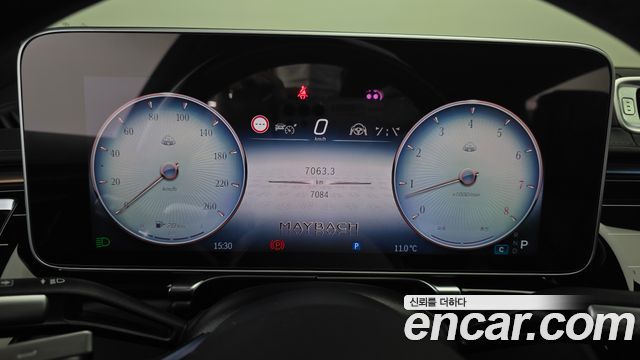 Mercedes-Benz S-Class 2024 — photo 11