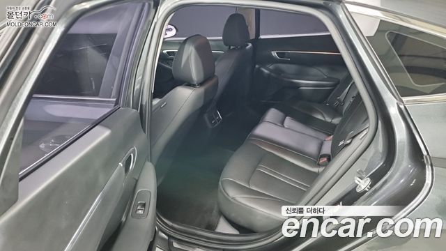 Hyundai Sonata 2020 — photo 11