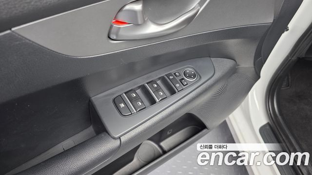 Kia K3 2021 — photo 22