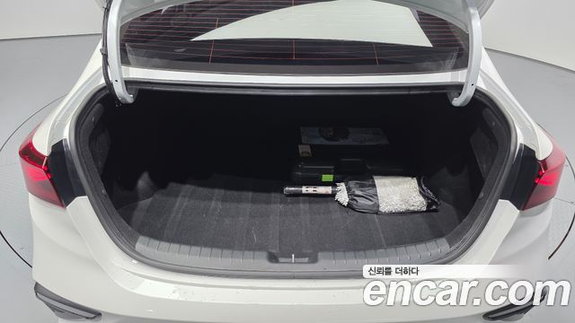 Kia K3 2021 — photo 25
