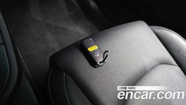 Kia K3 2021 — photo 29