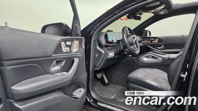 Mercedes-Benz GLE-Class 2022 — photo 13