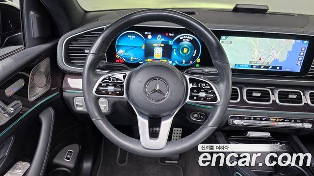 Mercedes-Benz GLE-Class 2022 — photo 19