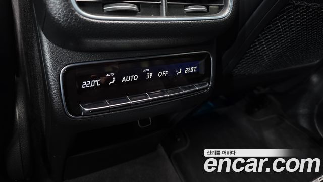 Mercedes-Benz GLE-Class 2022 — photo 29
