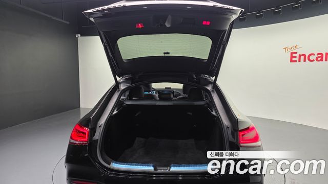Mercedes-Benz GLE-Class 2022 — photo 34