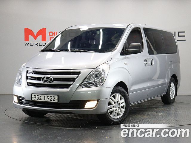 Hyundai Starex 2017 — photo 1