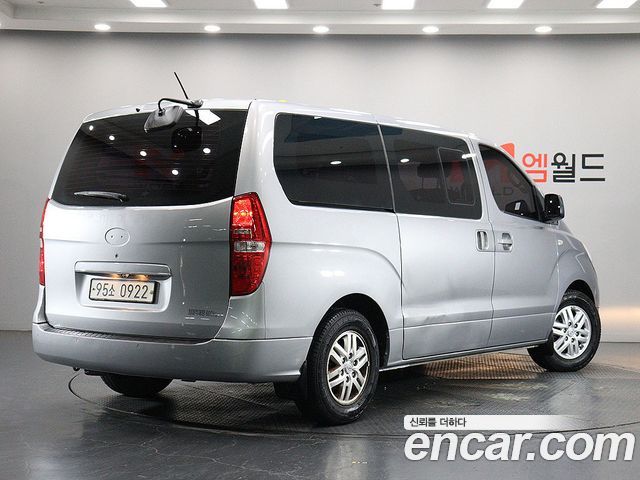 Hyundai Starex 2017 — photo 4