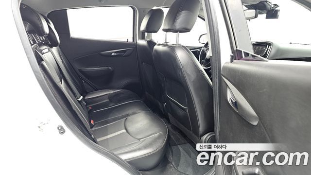 Chevrolet Korea Spark 2019 — photo 18