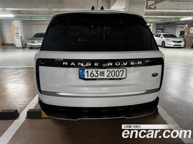Land Rover Range Rover 2023 — photo 3