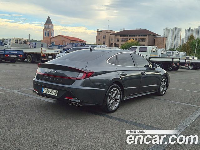 Hyundai Sonata 2022 — photo 3