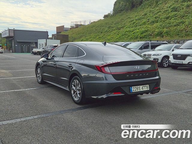 Hyundai Sonata 2022 — photo 4