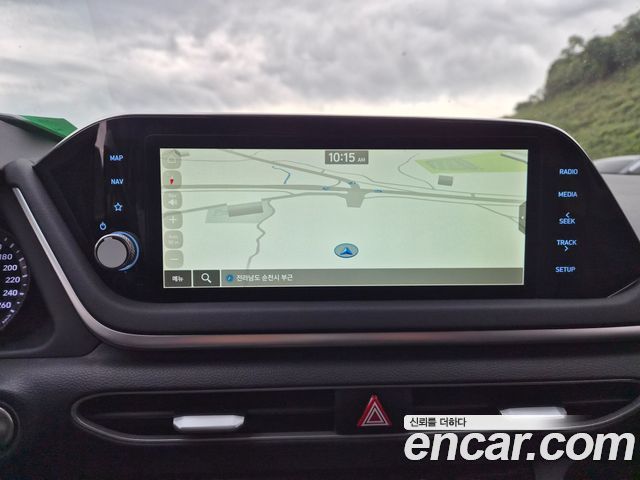 Hyundai Sonata 2022 — photo 10