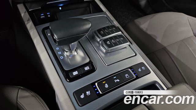 Genesis G80 2018 — photo 12