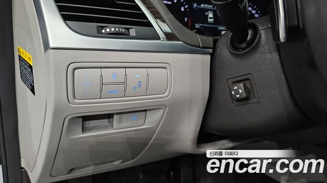 Genesis G80 2018 — photo 21