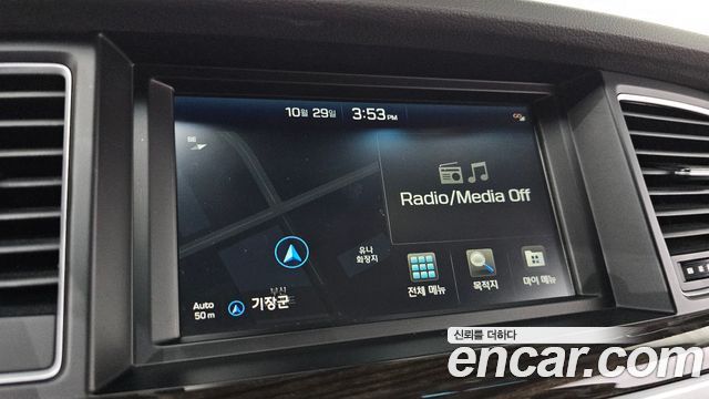 Genesis G80 2018 — photo 22