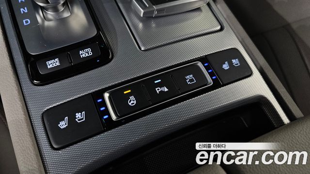 Genesis G80 2018 — photo 26