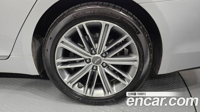 Genesis G80 2018 — photo 7