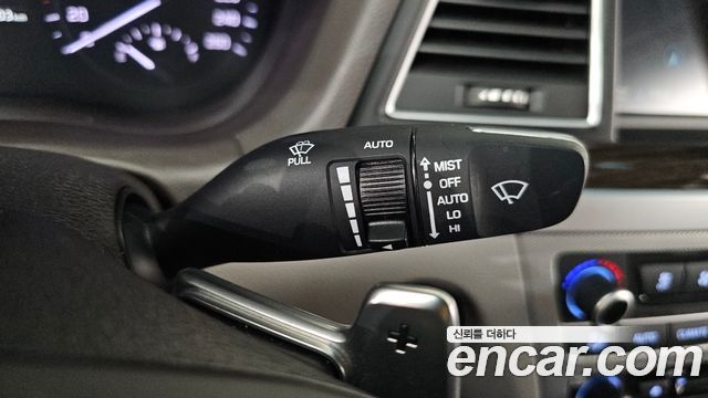Genesis G80 2018 — photo 34