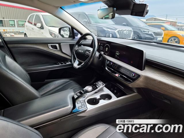 Kia K8 2022 — photo 11