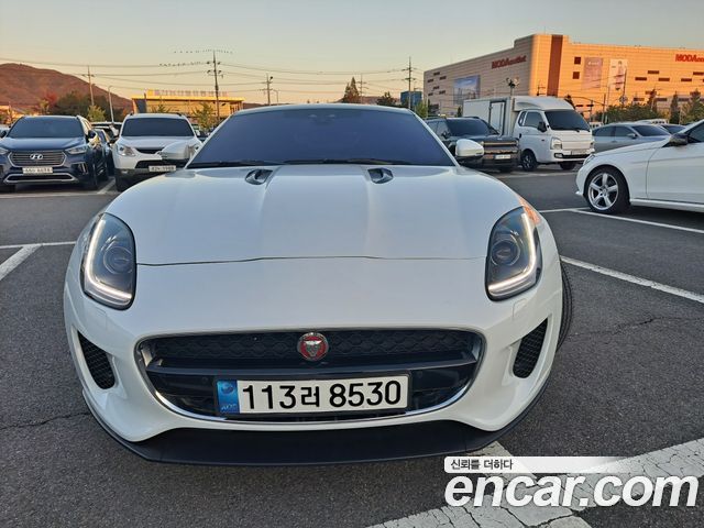 Jaguar F-TYPE 2019 — photo 3