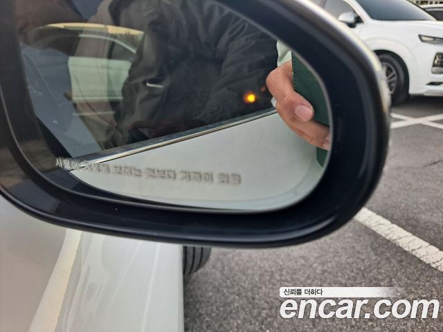 Jaguar F-TYPE 2019 — photo 11