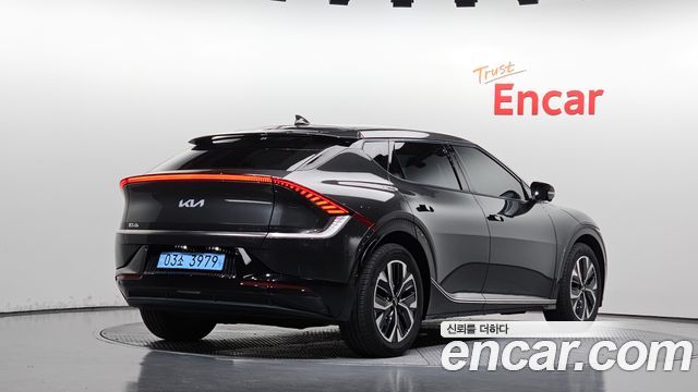 Kia EV6 2022 — photo 2
