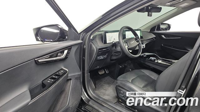 Kia EV6 2022 — photo 10