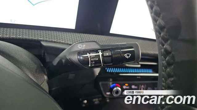 Kia EV6 2022 — photo 12