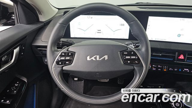 Kia EV6 2022 — photo 14