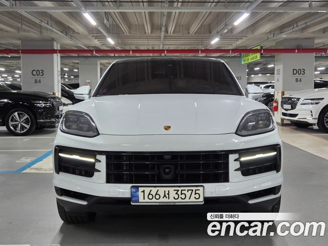 Porsche Cayenne 2024 — photo 1