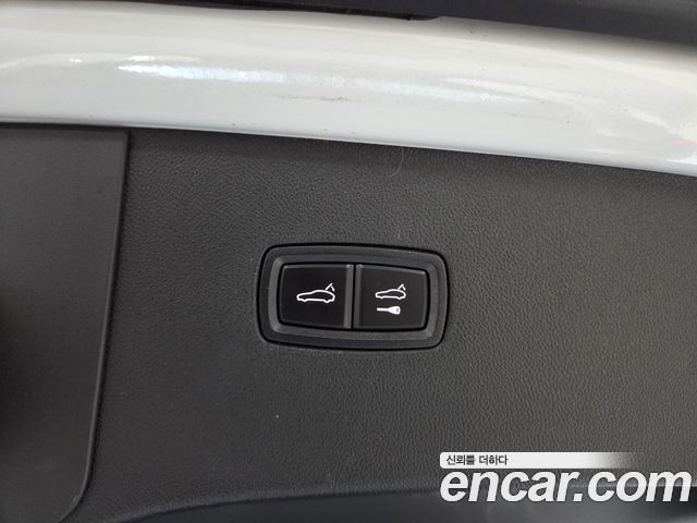 Porsche Cayenne 2024 — photo 19